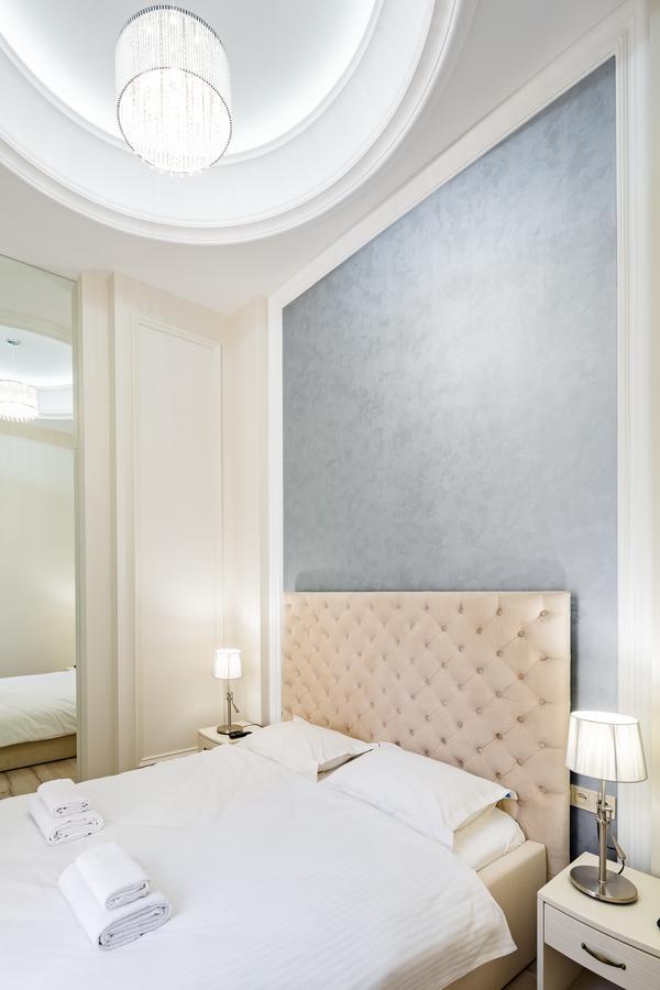 Leogrand Deluxe Apartments On Doroshenka 17 Lviv Eksteriør bilde