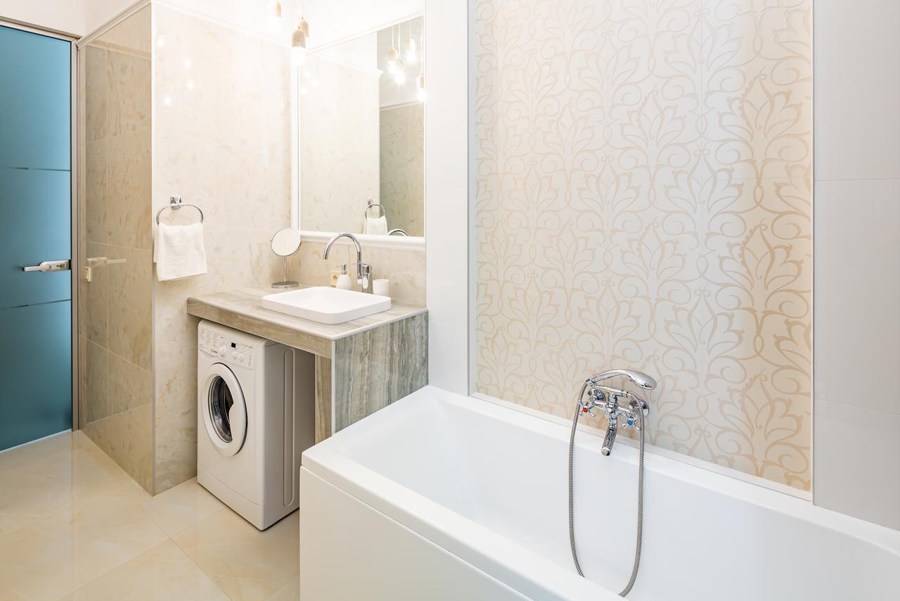 Leogrand Deluxe Apartments On Doroshenka 17 Lviv Eksteriør bilde